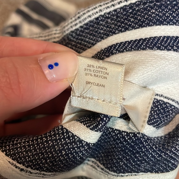 White and blue linen blazer - Picture 3 of 3